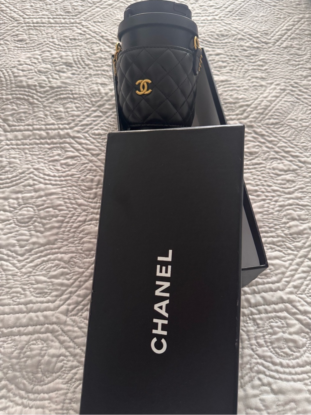 CHANEL Black Quilted Leather Chain Crossbody Cup Holder with Gold CC - Picture 3 of 9